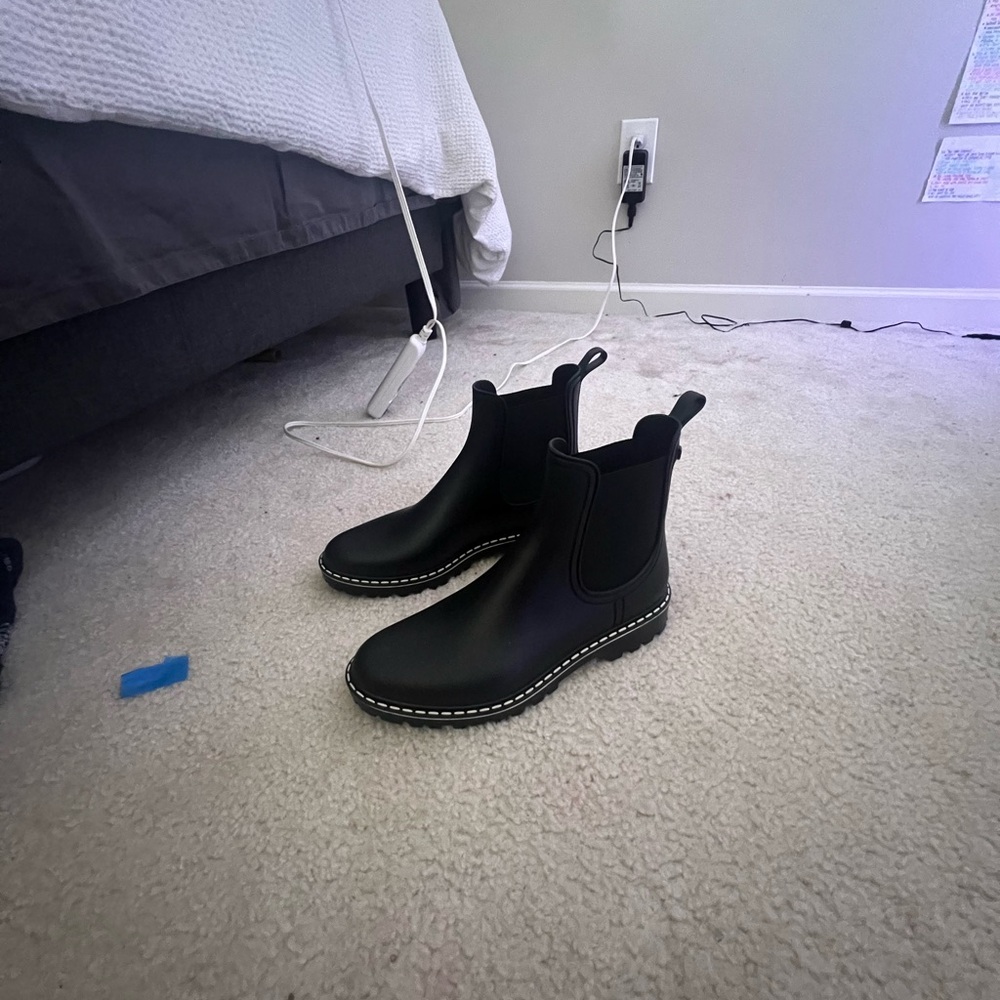 Black Boots